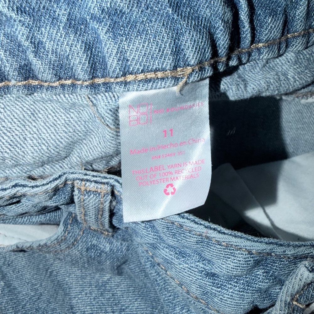 No Boundaries Light Blue Distressed Jean Shorts - Picture 7 of 8